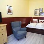 And Large Ac Away From Appartement
