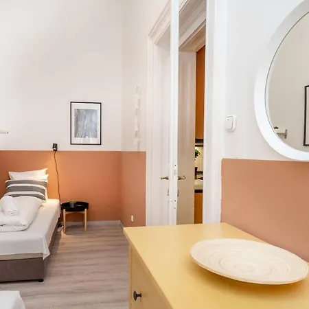 And Large Ac Away From Budapeşte