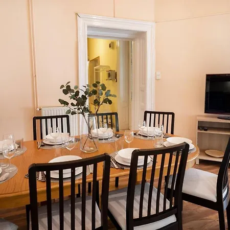 Apartment And Large Ac Away From *